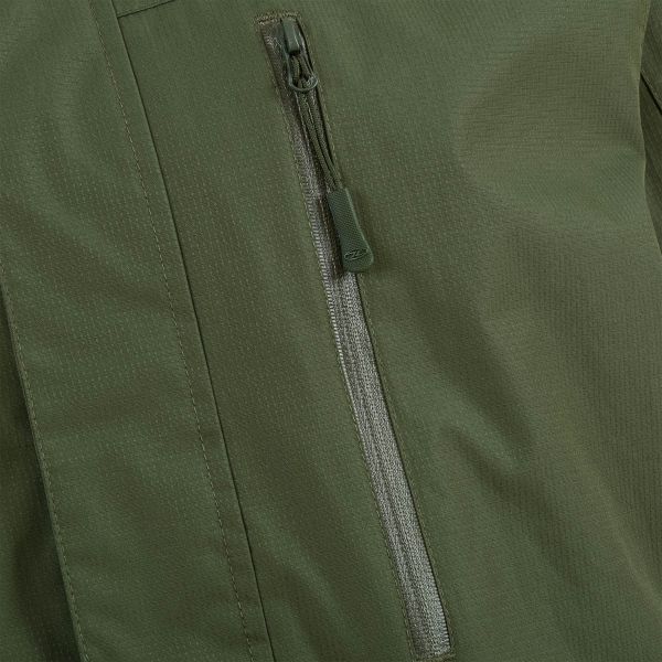 angle shot of highlander kerrera jacket with hood down close up. vertical chest pocket close up