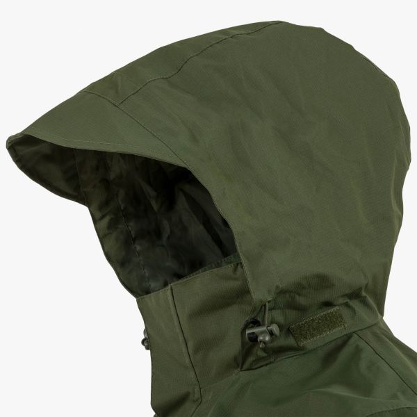 angle shot of highlander kerrera jacket with hood up close up